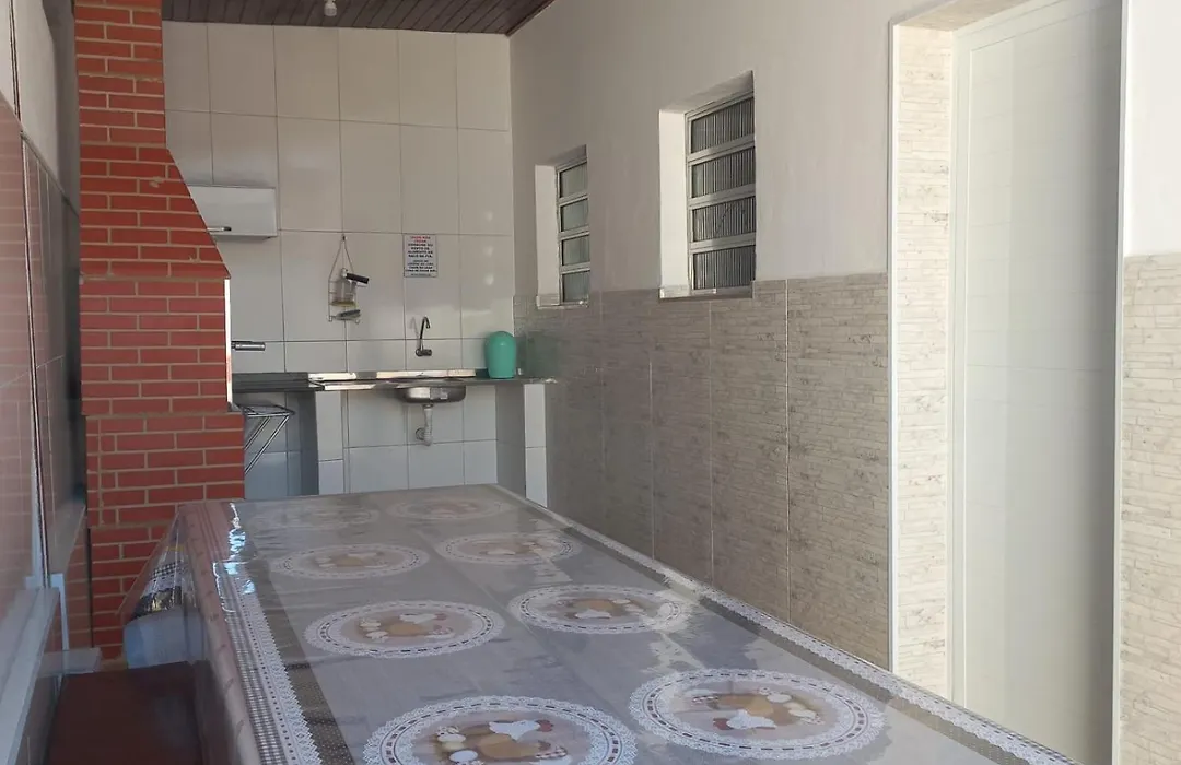 Casa completa a 5 min andando até a praia da Maranduba com 3Dorm-1